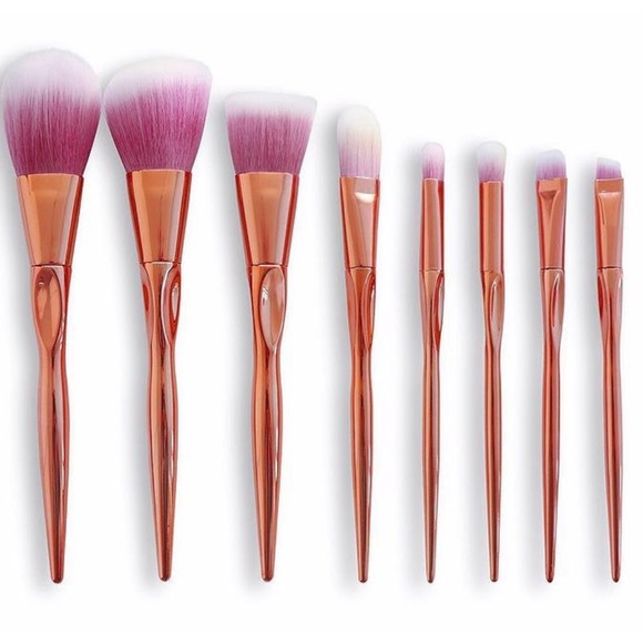 NEW Facebase Set of 8 Makeup Brush Set in Rose Gold - Picture 1 of 4